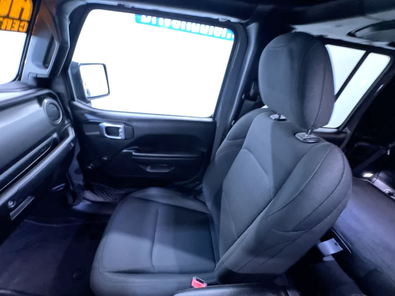 2021 Jeep Gladiator Willys Sport