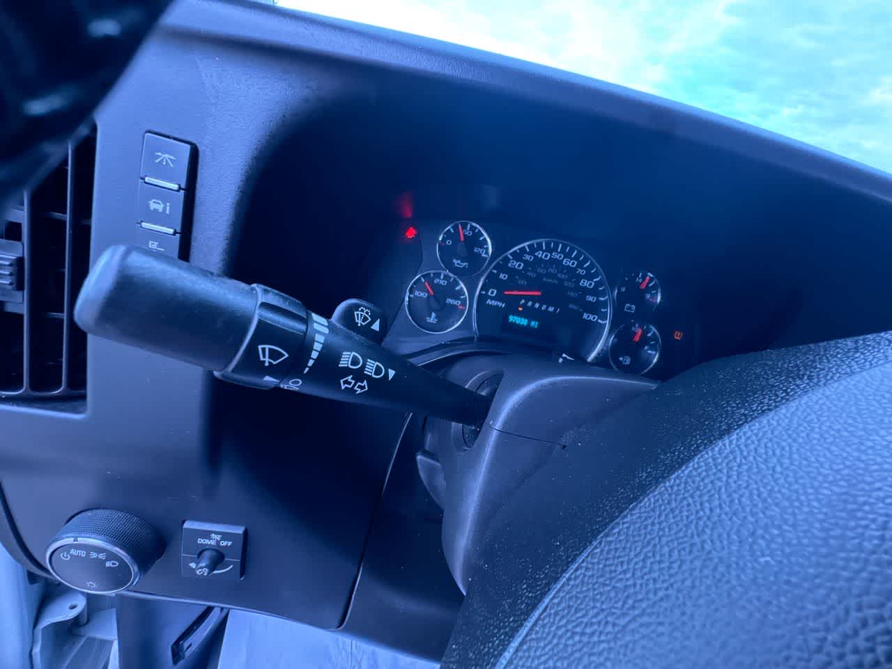 2023 Chevrolet Express Cutaway 3500 1WT