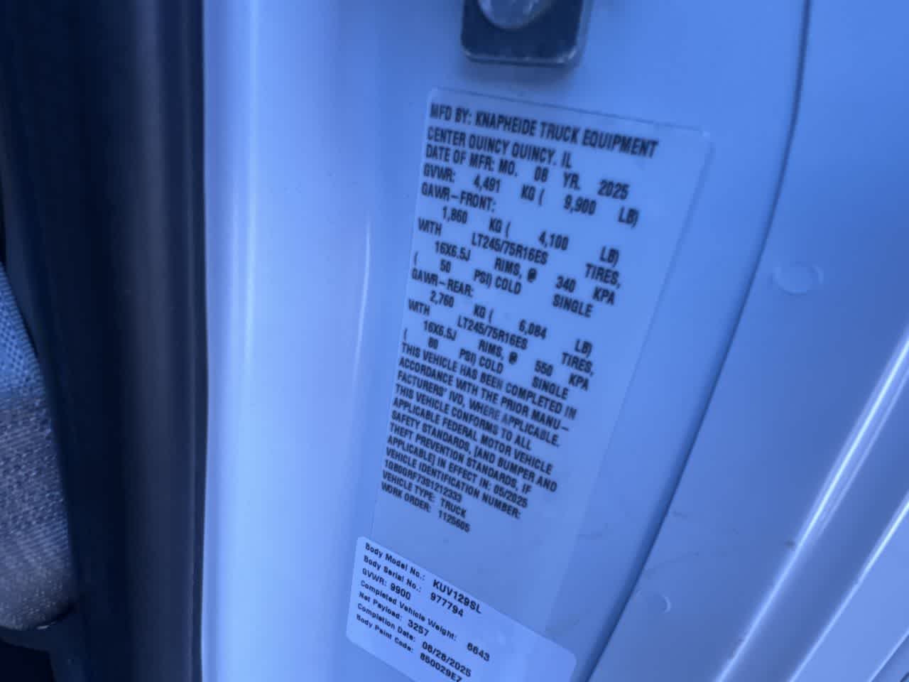 2025 Chevrolet Express Cutaway 3500 1WT