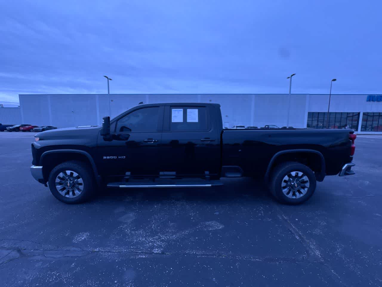 2025 Chevrolet Silverado 3500 HD LT