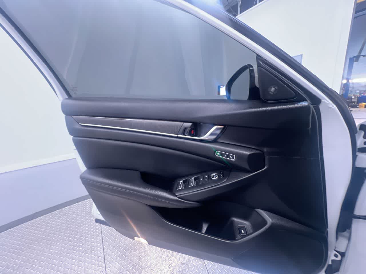 2022 Honda Accord Hybrid EX-L