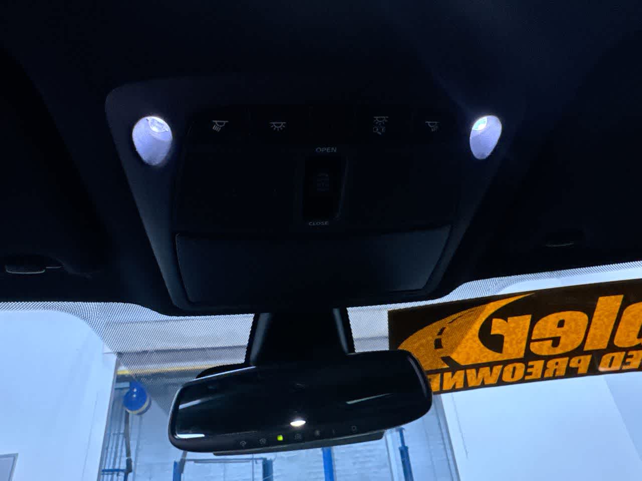 2019 Nissan Maxima SR