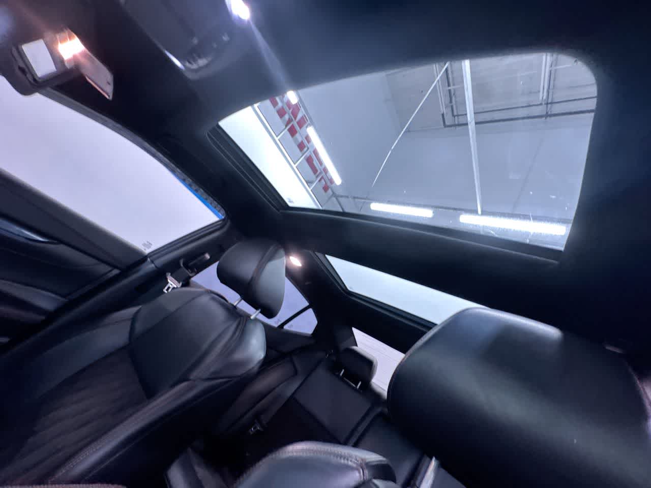 2019 Nissan Maxima SR