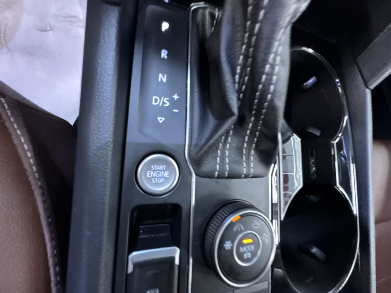 2022 Volkswagen Atlas 3.6L V6 SEL R-Line