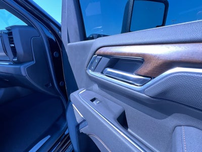 2025 Chevrolet Silverado 3500 HD High Country