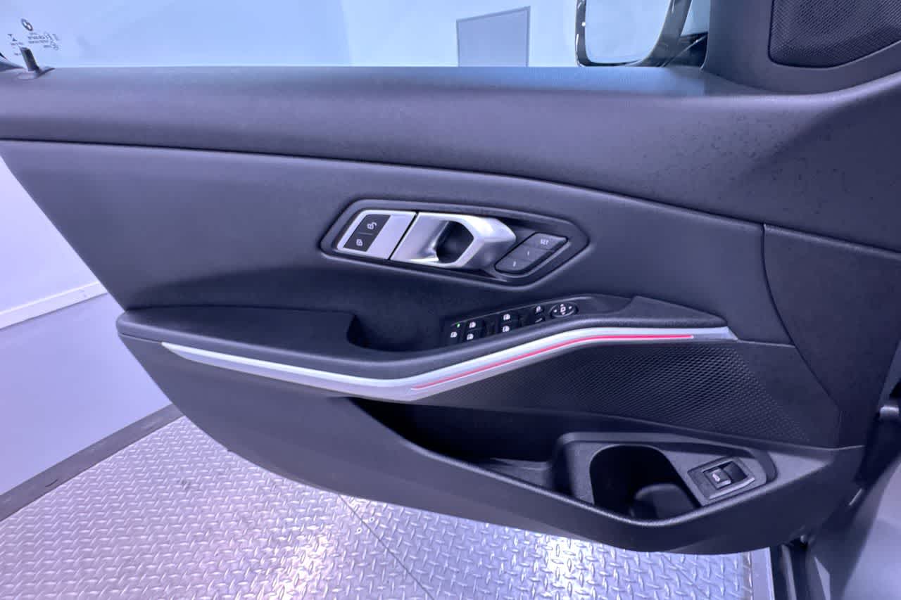 2023 BMW 3 Series 330i xDrive