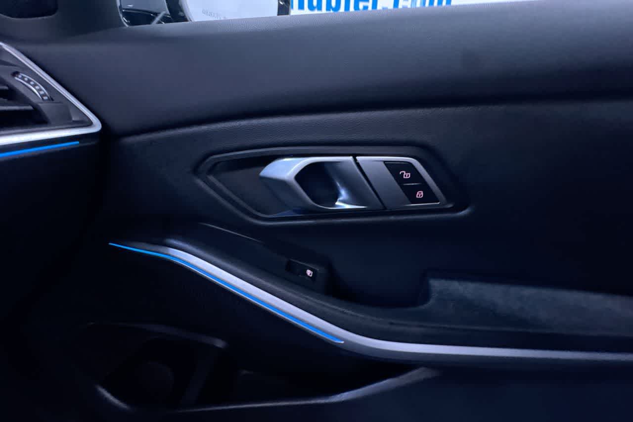2023 BMW 3 Series 330i xDrive