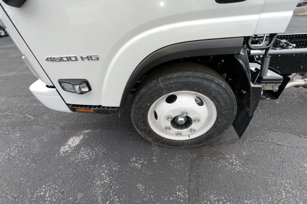 2024 Chevrolet Low Cab Forward 4500 Base