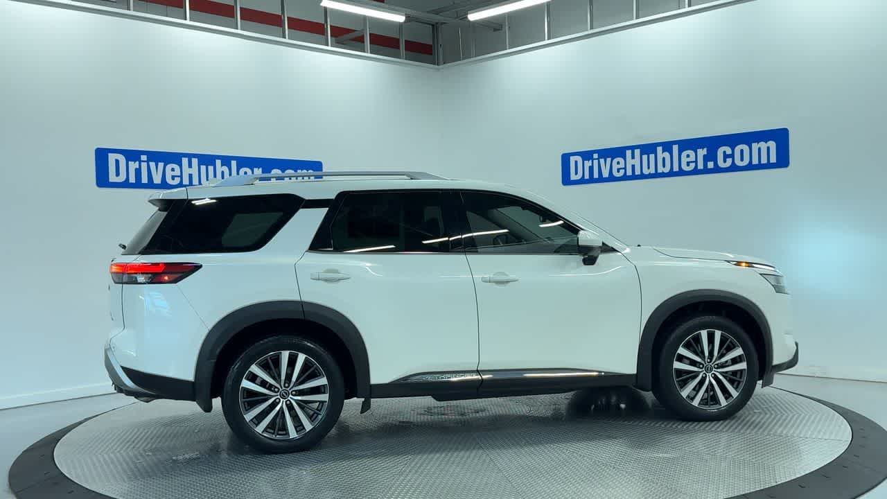 2022 Nissan Pathfinder Platinum