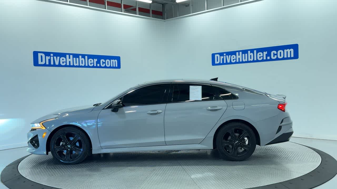 2022 Kia K5 GT-Line