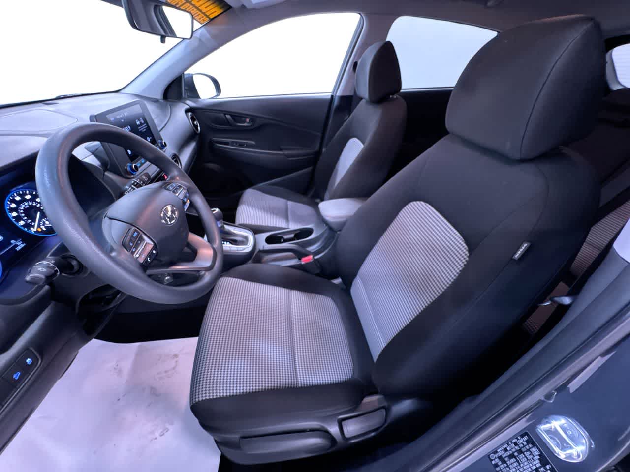 2023 Hyundai Kona SE