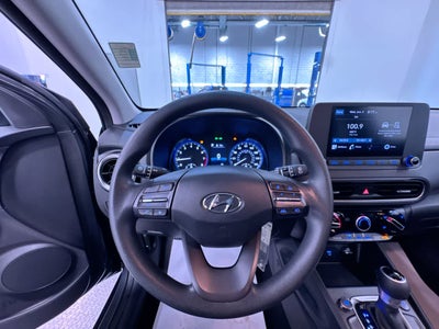 2023 Hyundai Kona SE