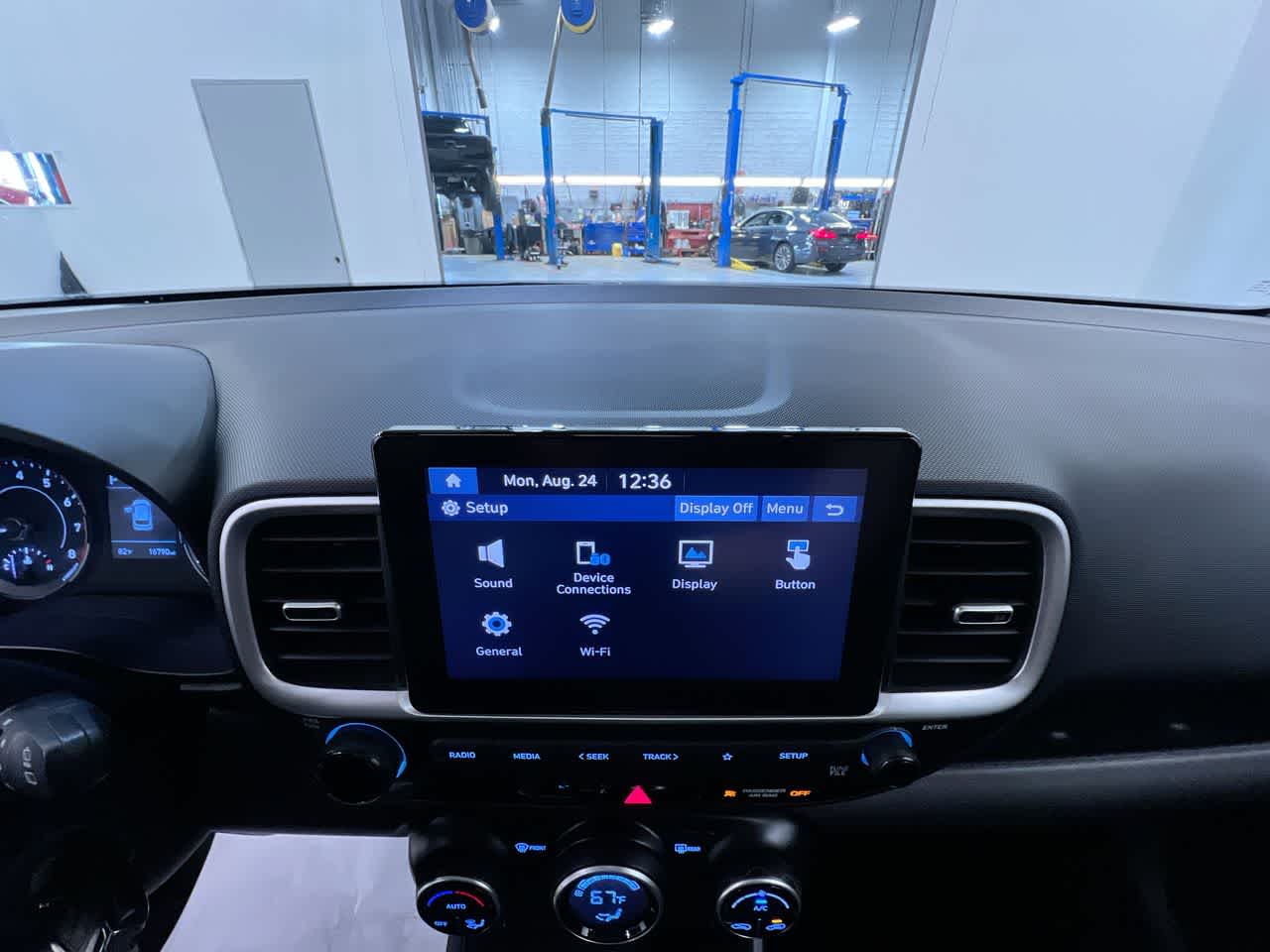 2022 Hyundai Venue SEL