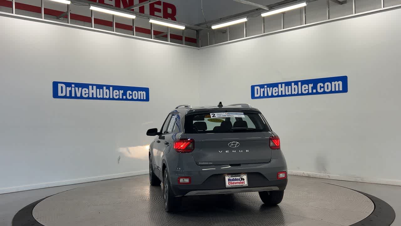 2022 Hyundai Venue SEL