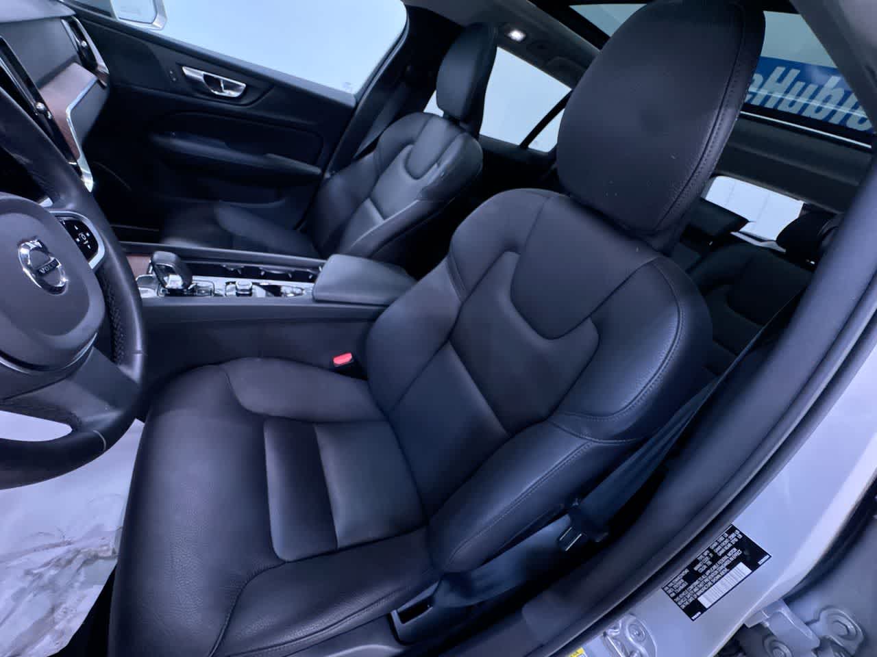 2025 Volvo V60 Cross Country Plus