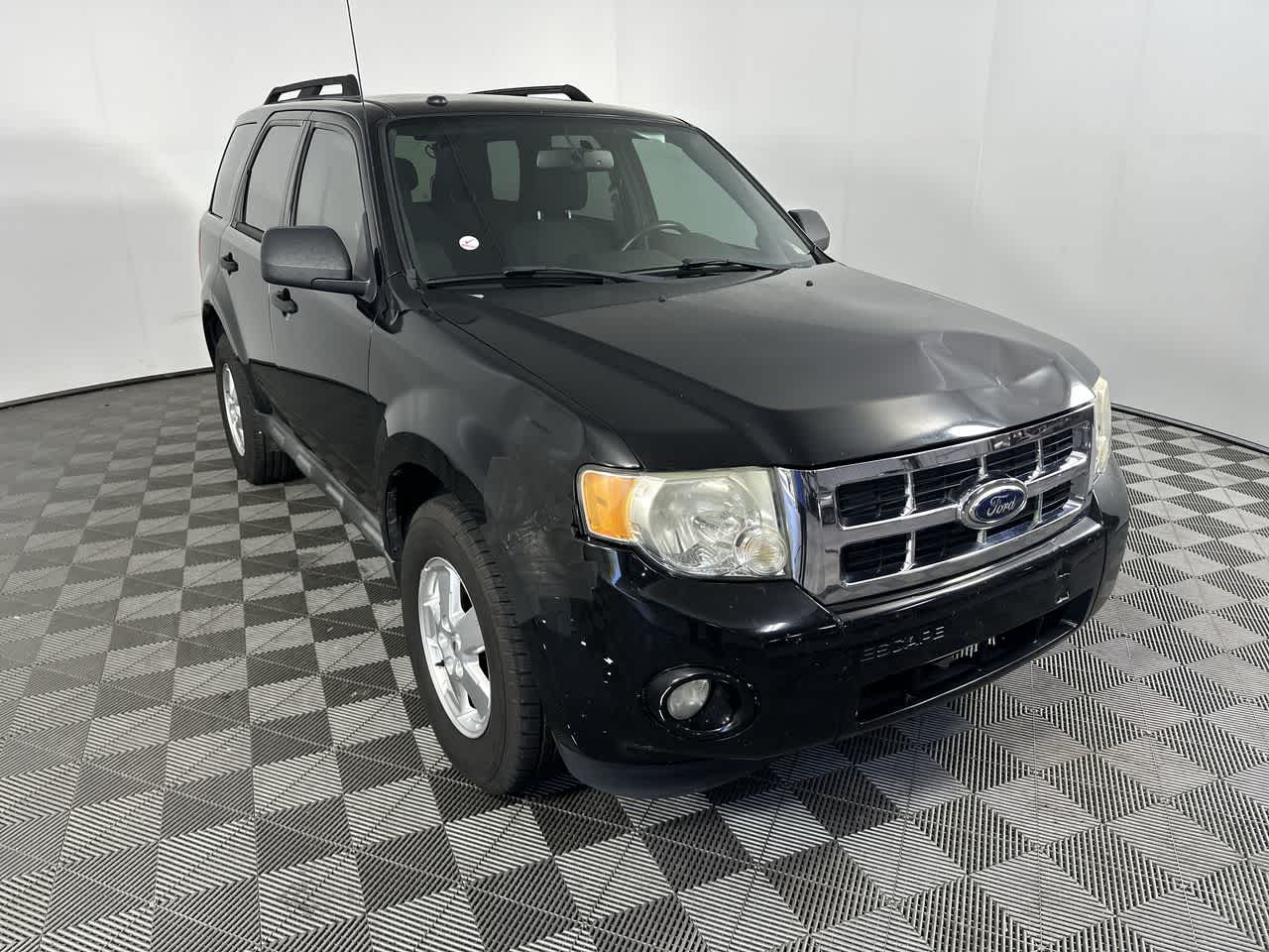 Used 2012 Ford Escape XLT with VIN 1FMCU0D77CKB01517 for sale in Shelbyville, IN