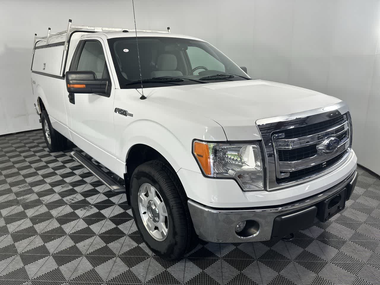 Used 2014 Ford F-150 XLT with VIN 1FTNF1EFXEKD98658 for sale in Shelbyville, IN