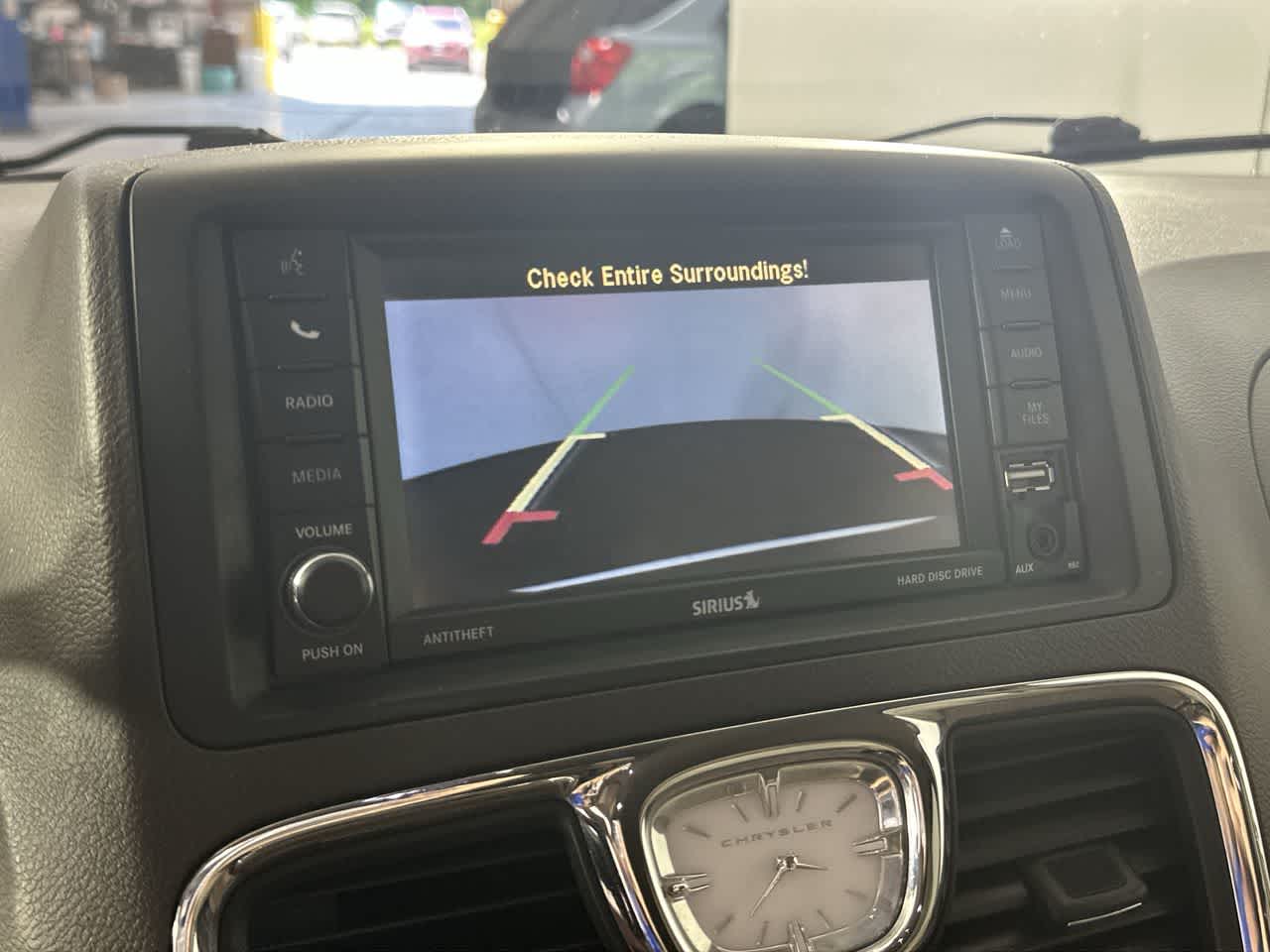 2016 Chrysler Town & Country Touring