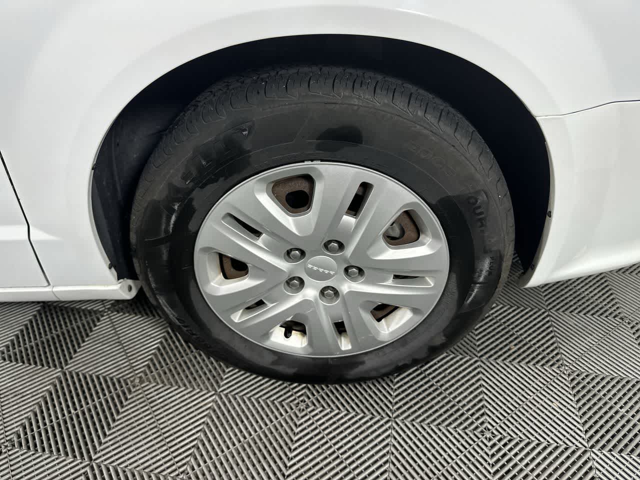 2017 Dodge Grand Caravan SE