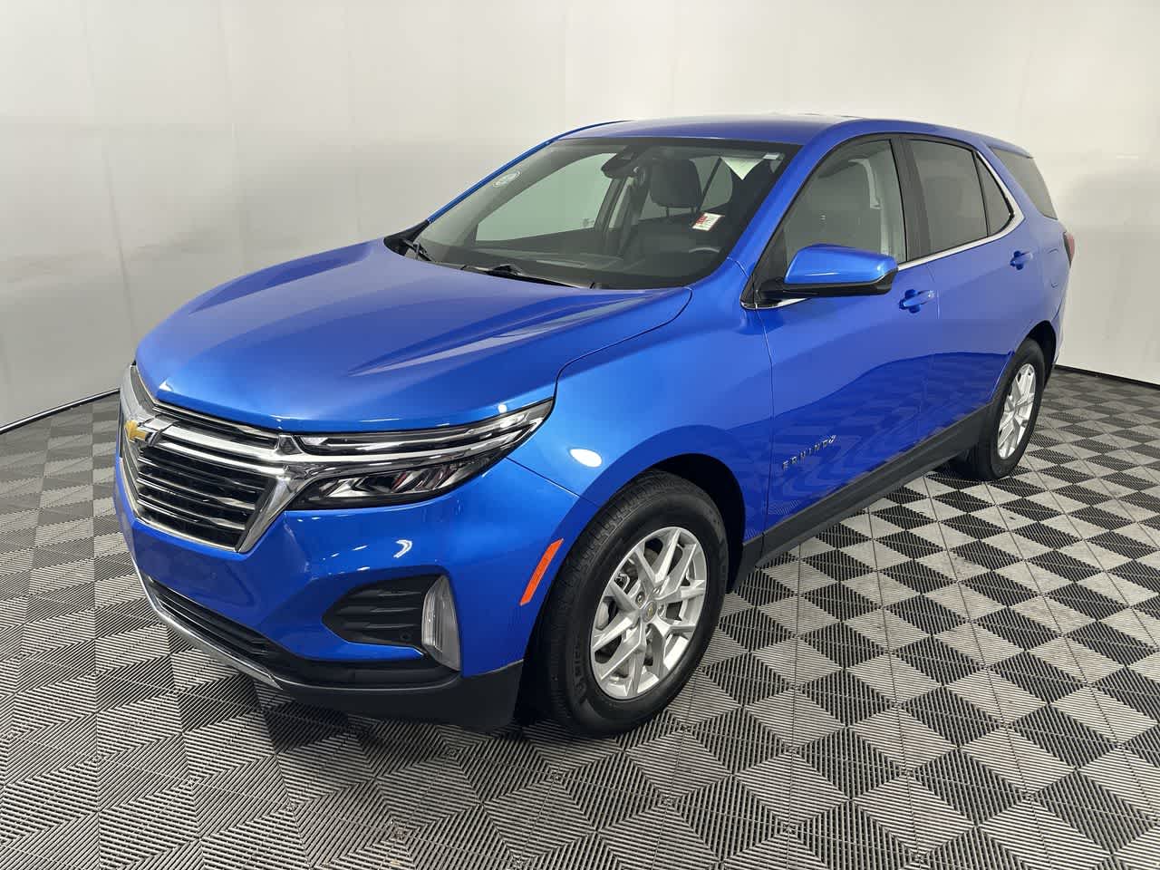 2024 Chevrolet Equinox LT - Photo 12