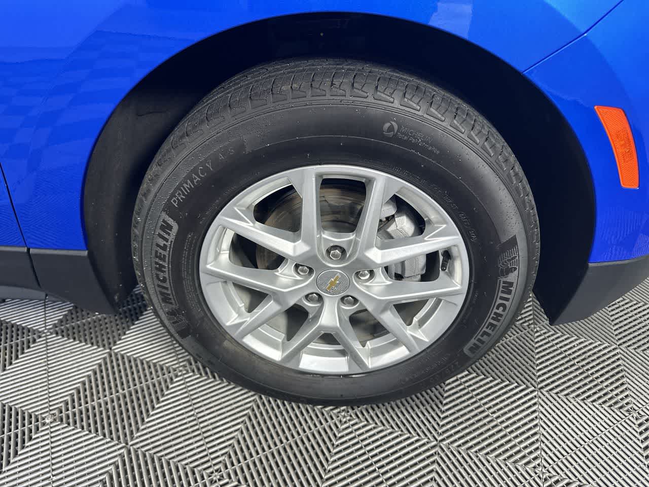 2024 Chevrolet Equinox LT - Photo 17