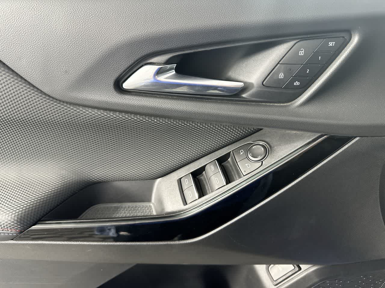 2025 Chevrolet Equinox RS - Photo 11