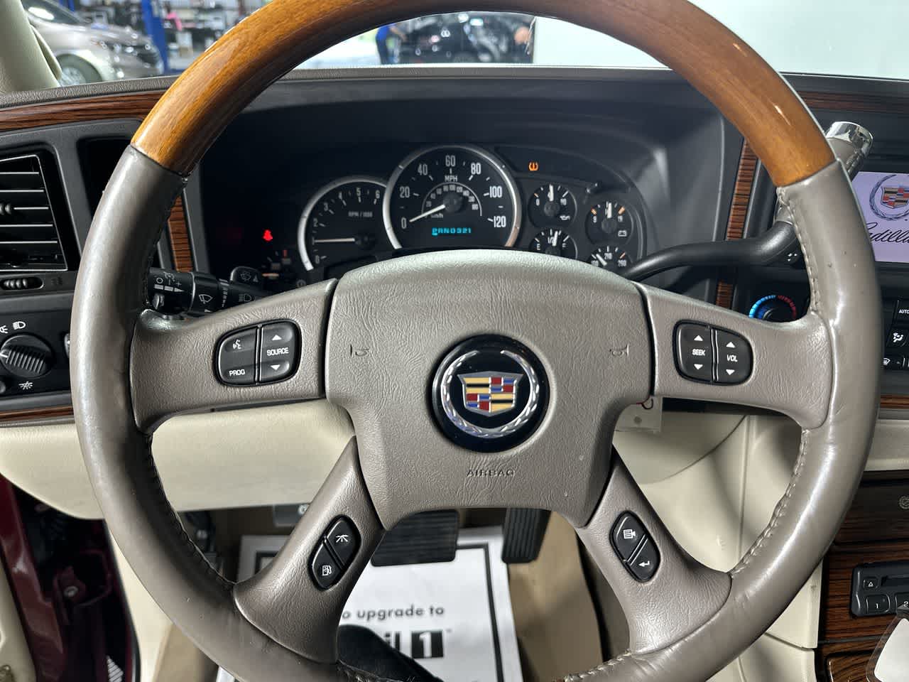 2004 Cadillac Escalade ESV Base