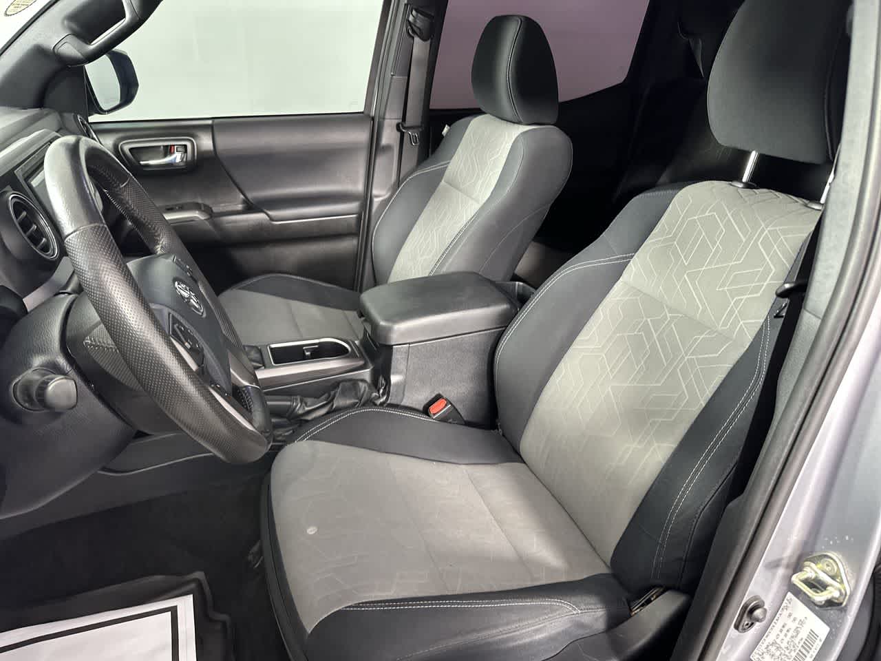 2020 Toyota Tacoma 4WD SR5