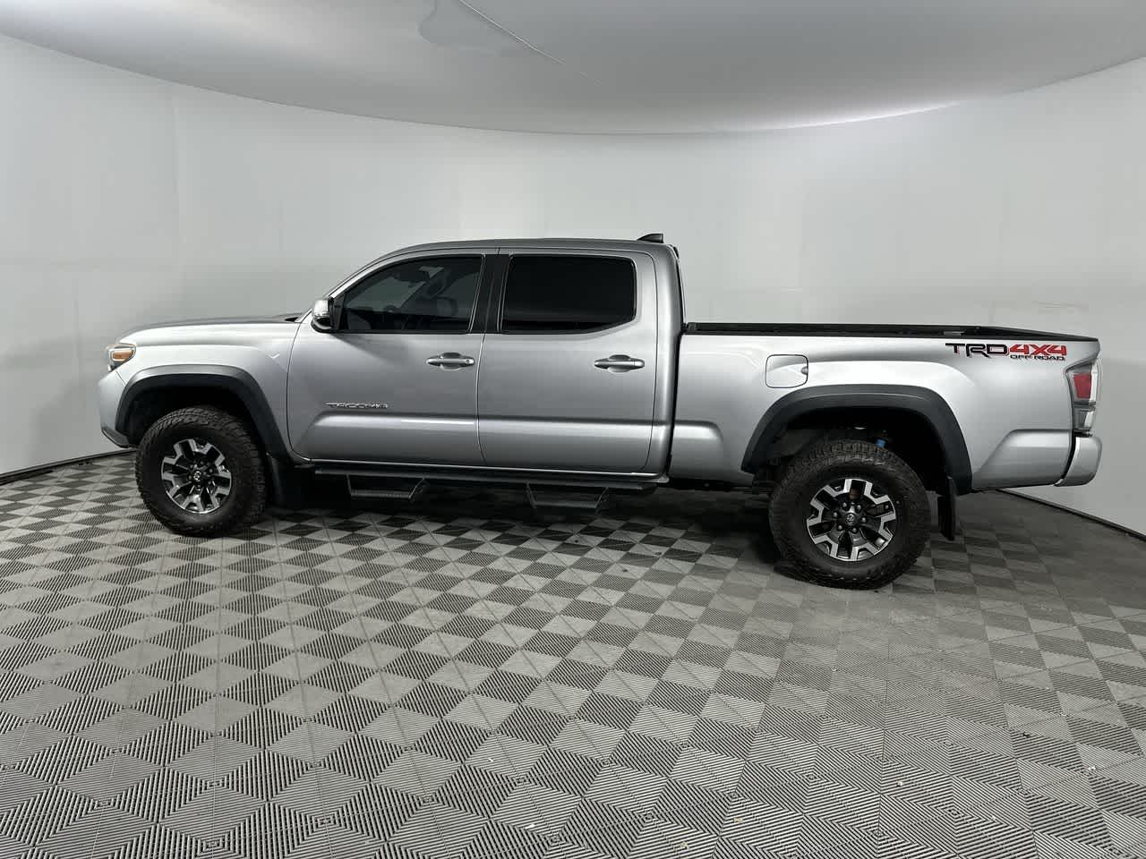 2020 Toyota Tacoma 4WD SR5