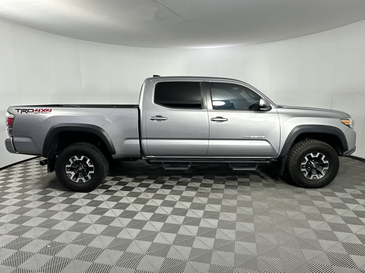 2020 Toyota Tacoma 4WD SR5