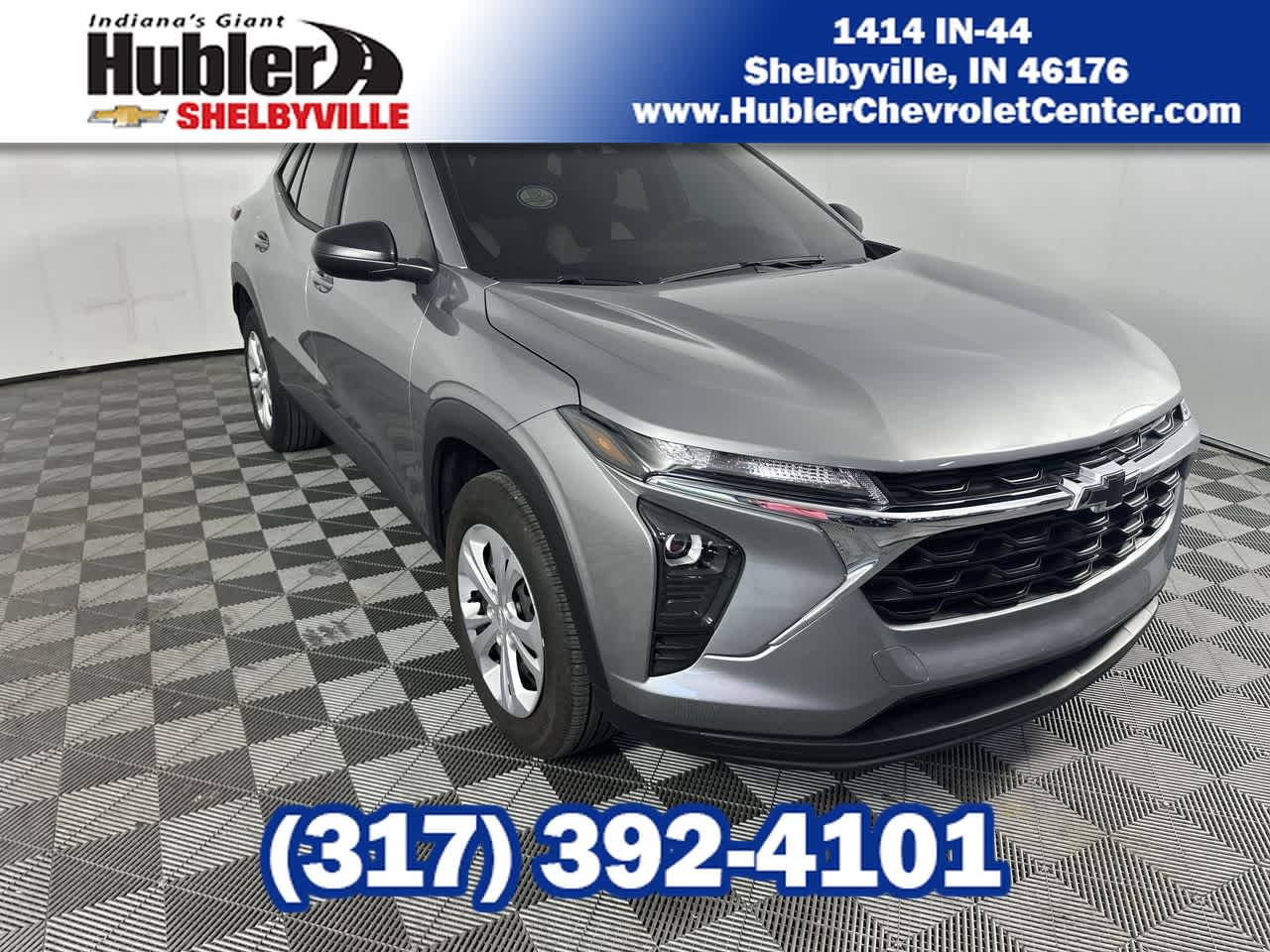 2025 Chevrolet Trax LS's photo