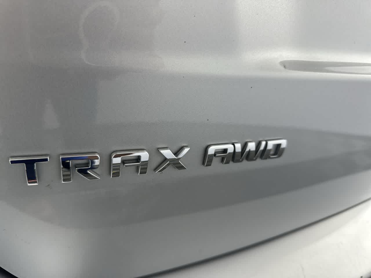 Used 2019 Chevrolet Trax LT with VIN KL7CJPSB2KB859371 for sale in Shelbyville, IN
