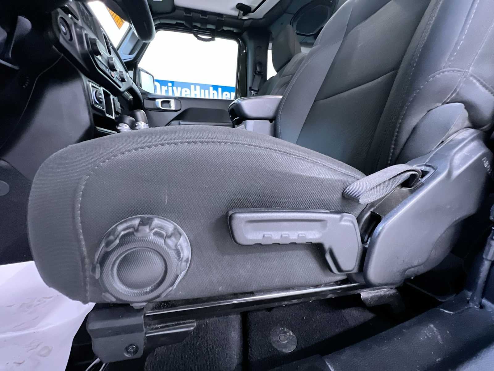 2022 Jeep Wrangler Willys Sport