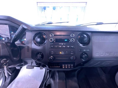 2015 Ford Super Duty F-350 SRW XL