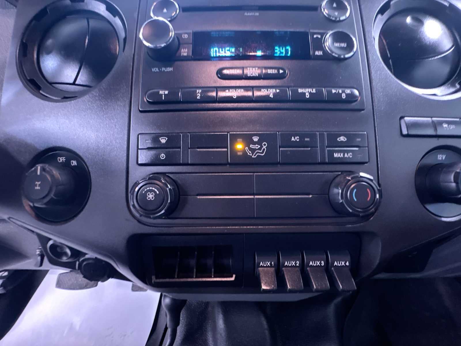 2015 Ford Super Duty F-350 SRW XL