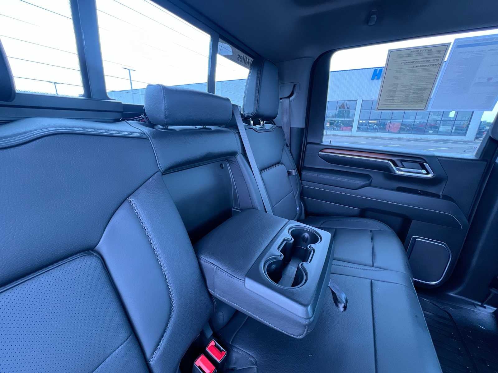 2025 GMC Sierra 3500HD Denali