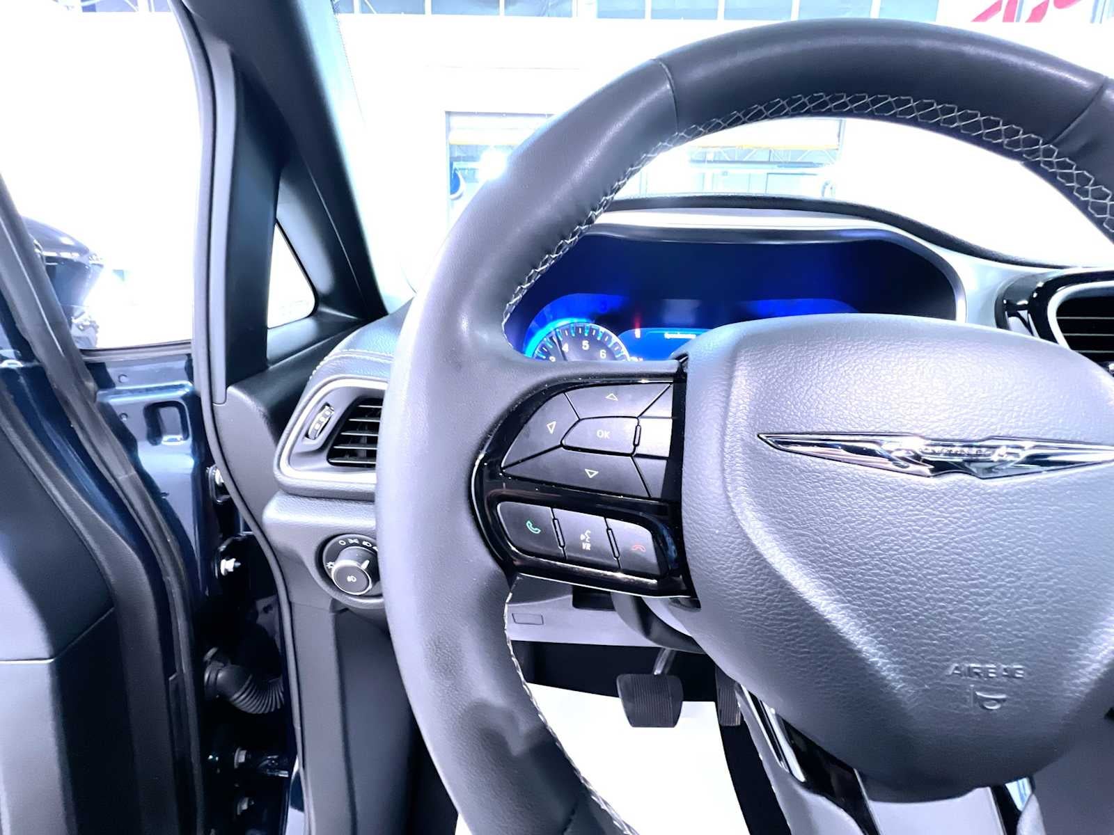 2025 Chrysler Pacifica Limited