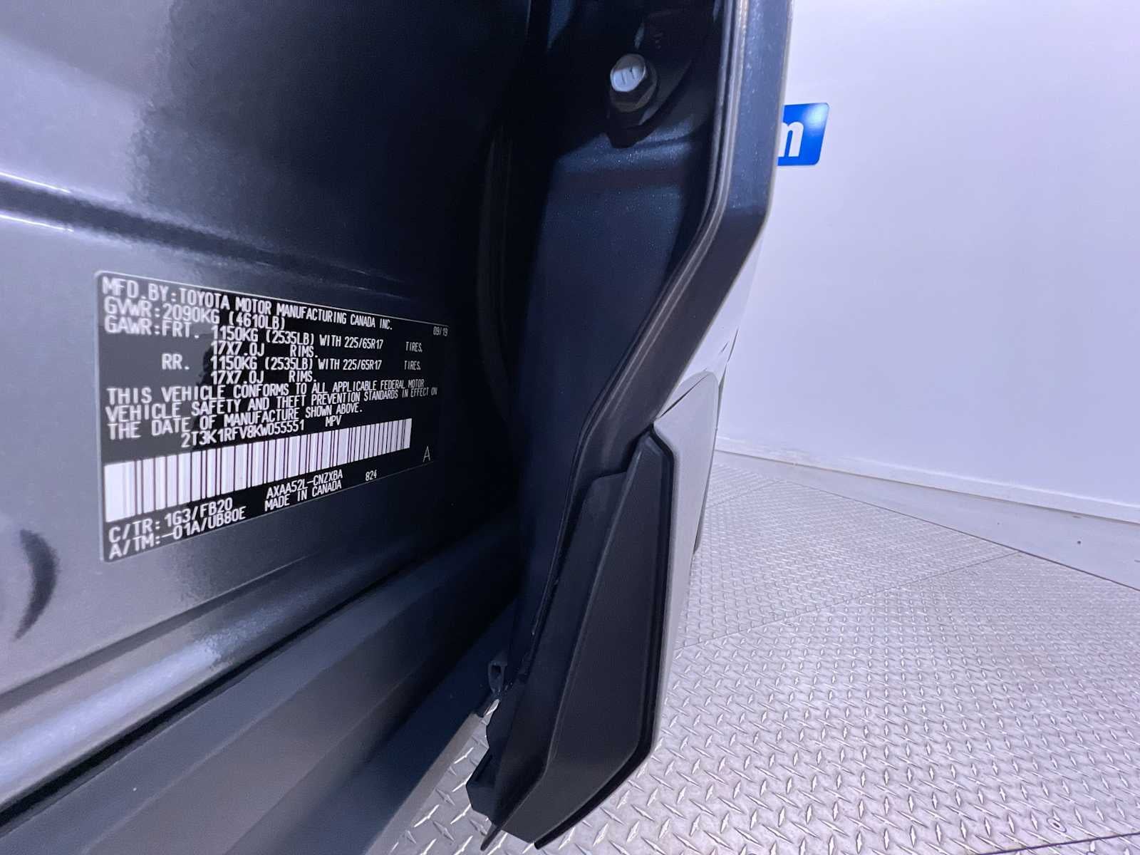 2019 Toyota RAV4 LE