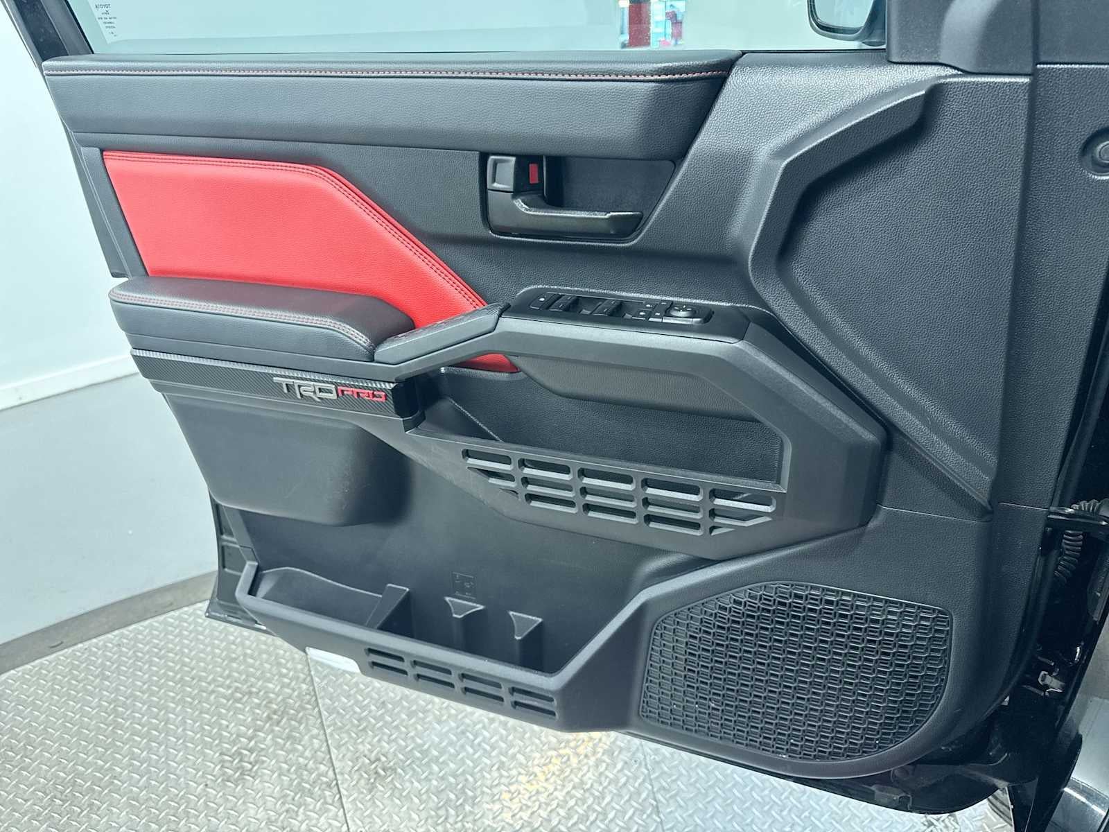 2025 Toyota Tacoma TRD Pro Hybrid