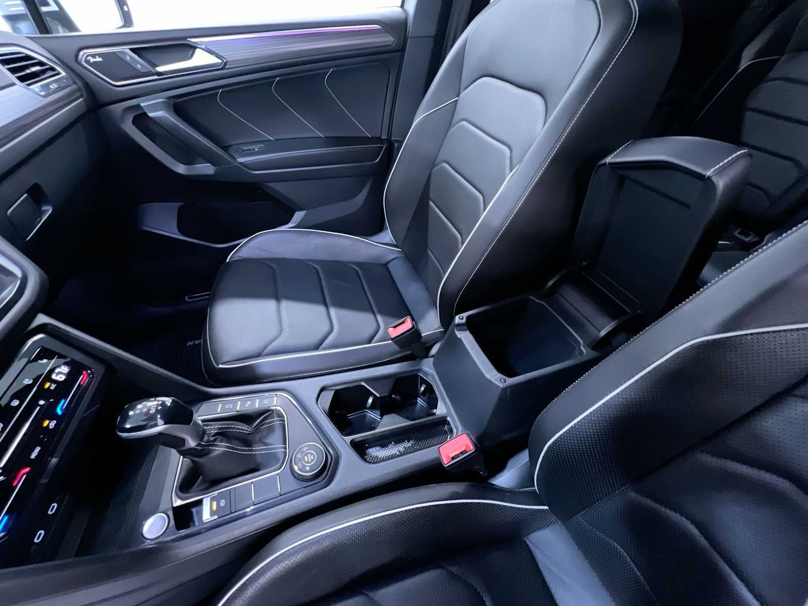 2022 Volkswagen Tiguan SEL R-Line