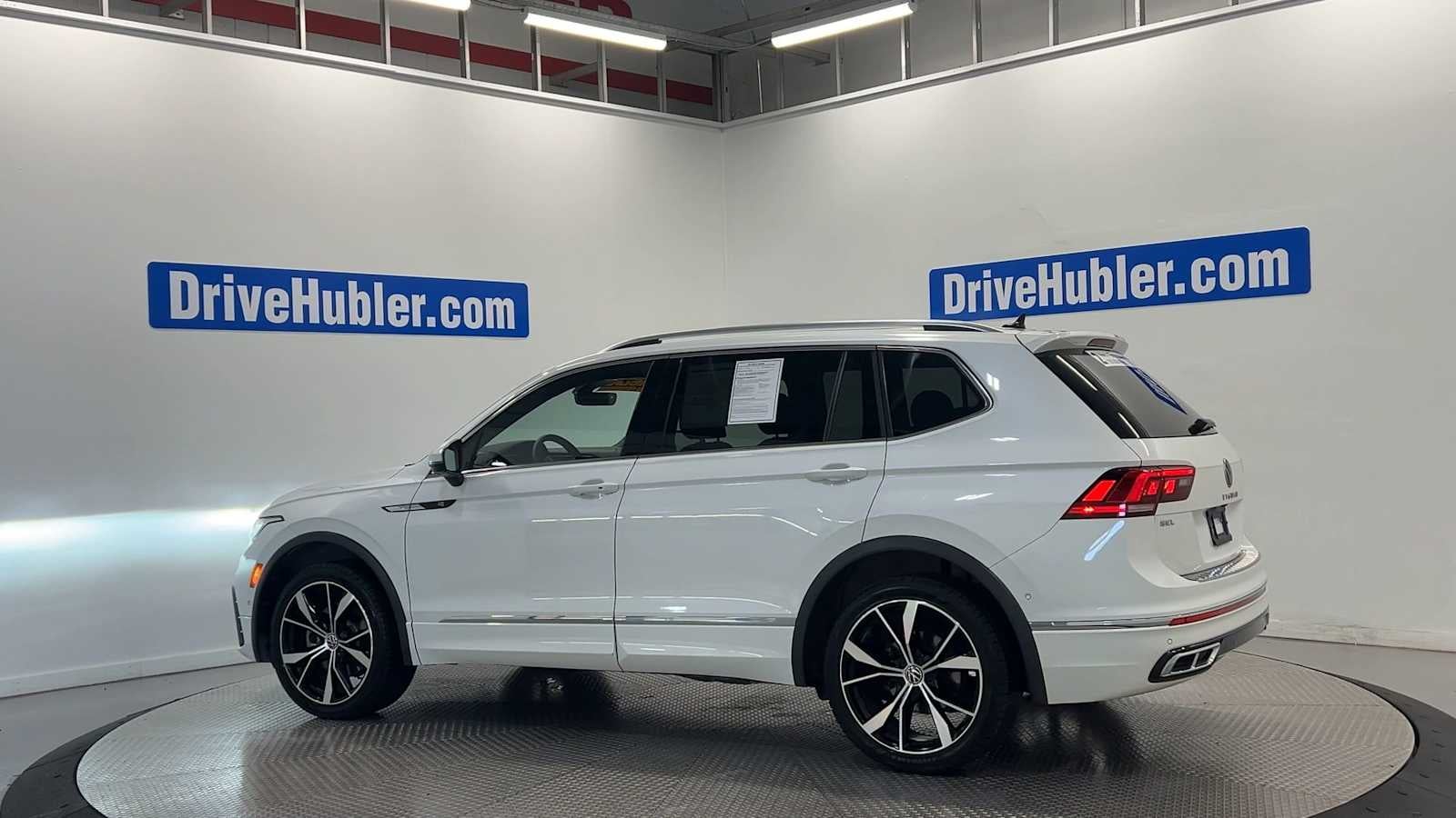 2022 Volkswagen Tiguan SEL R-Line