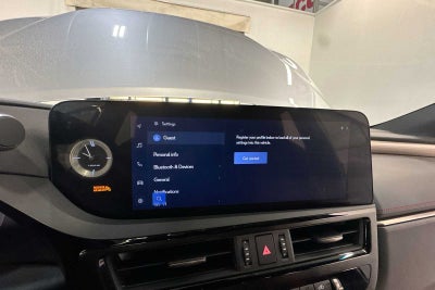 2023 Lexus ES F SPORT Handling