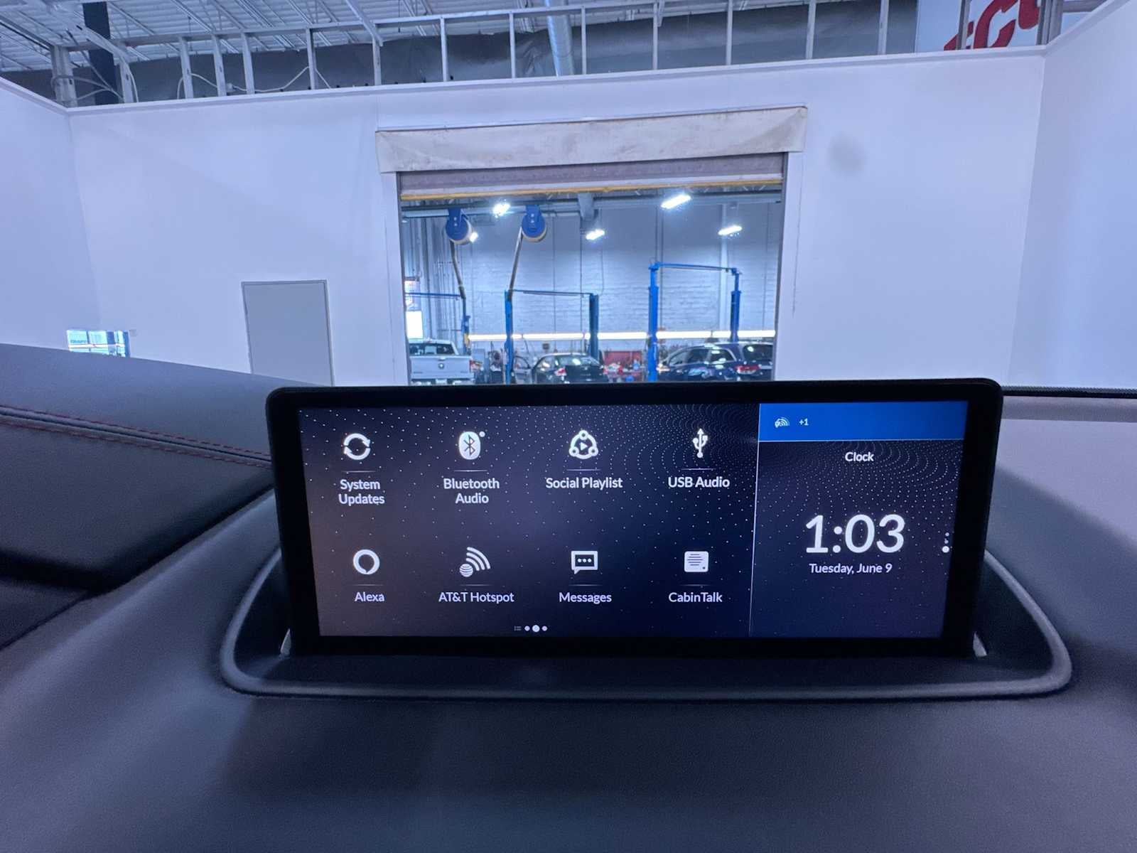 2023 Acura MDX w/A-Spec Package