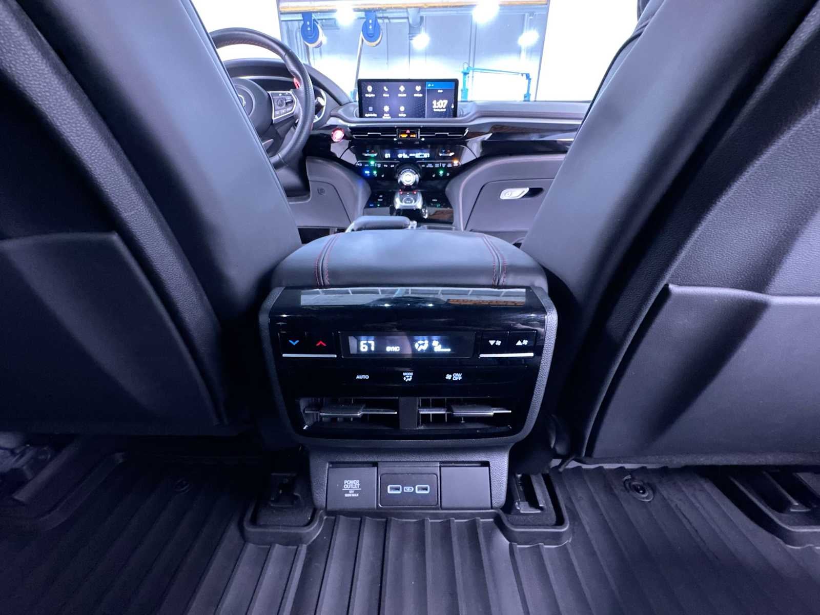 2023 Acura MDX w/A-Spec Package