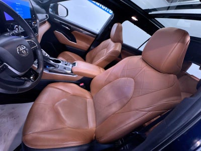 2023 Toyota Highlander Platinum