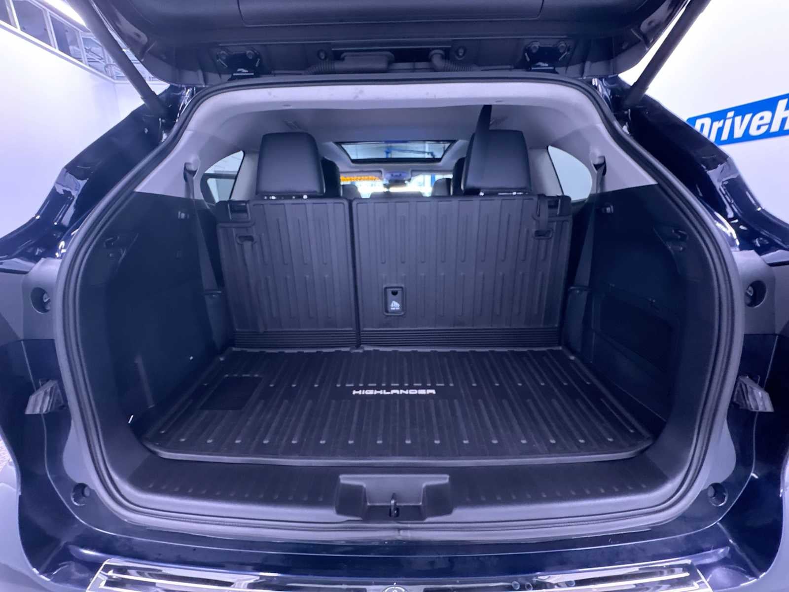 2024 Toyota Highlander Platinum