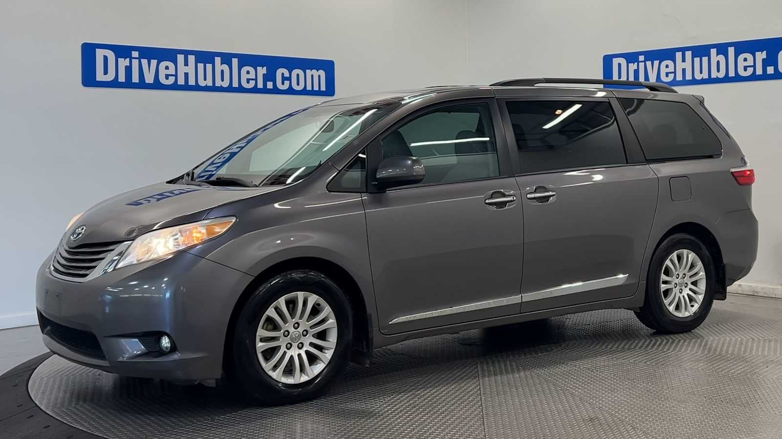 2017 Toyota Sienna XLE