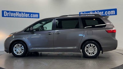 2017 Toyota Sienna XLE