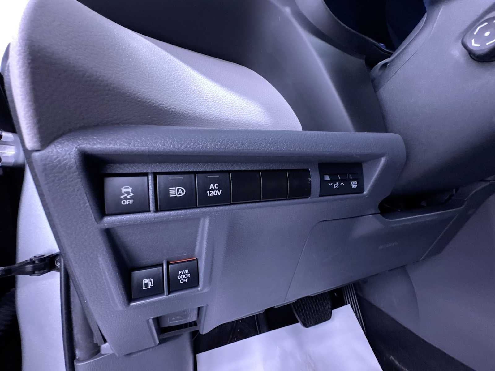 2023 Toyota Sienna Limited