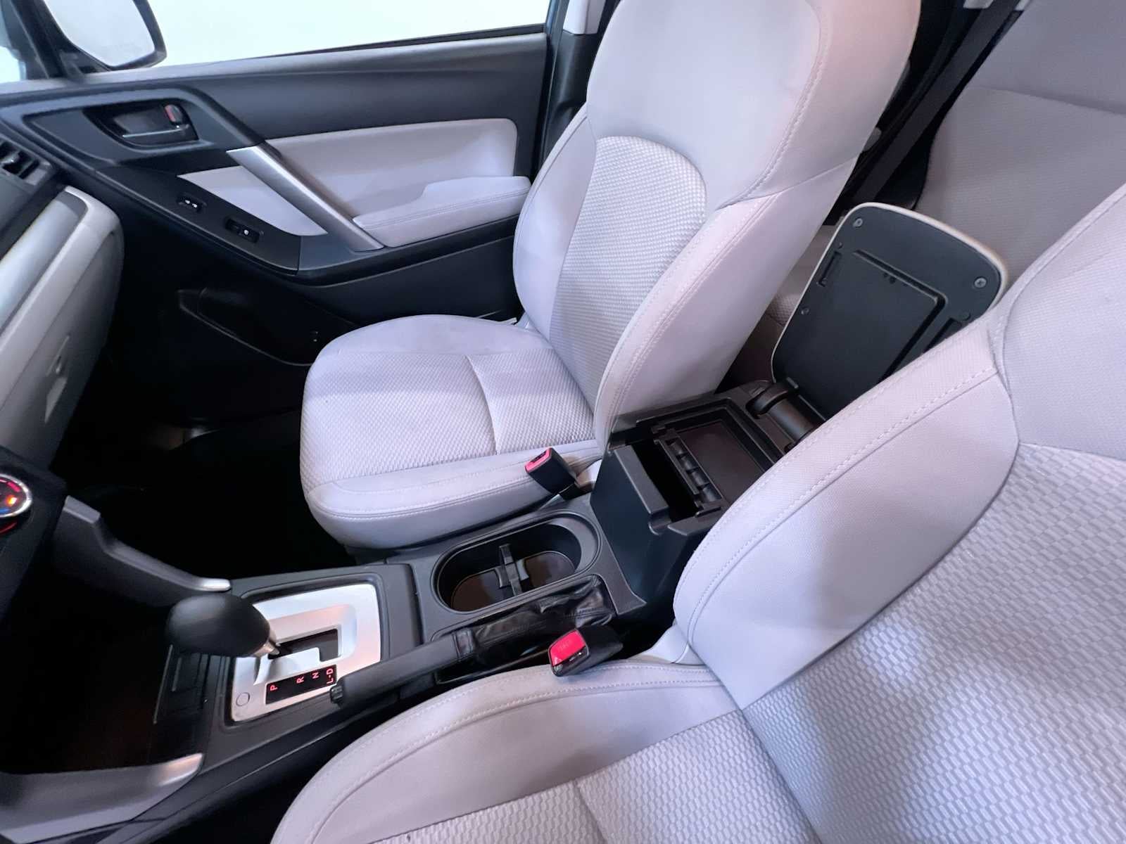 2014 Subaru Forester 2.5i